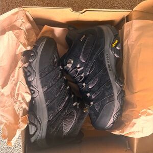 Merrell Men's Black Hightop Hiking Shoes